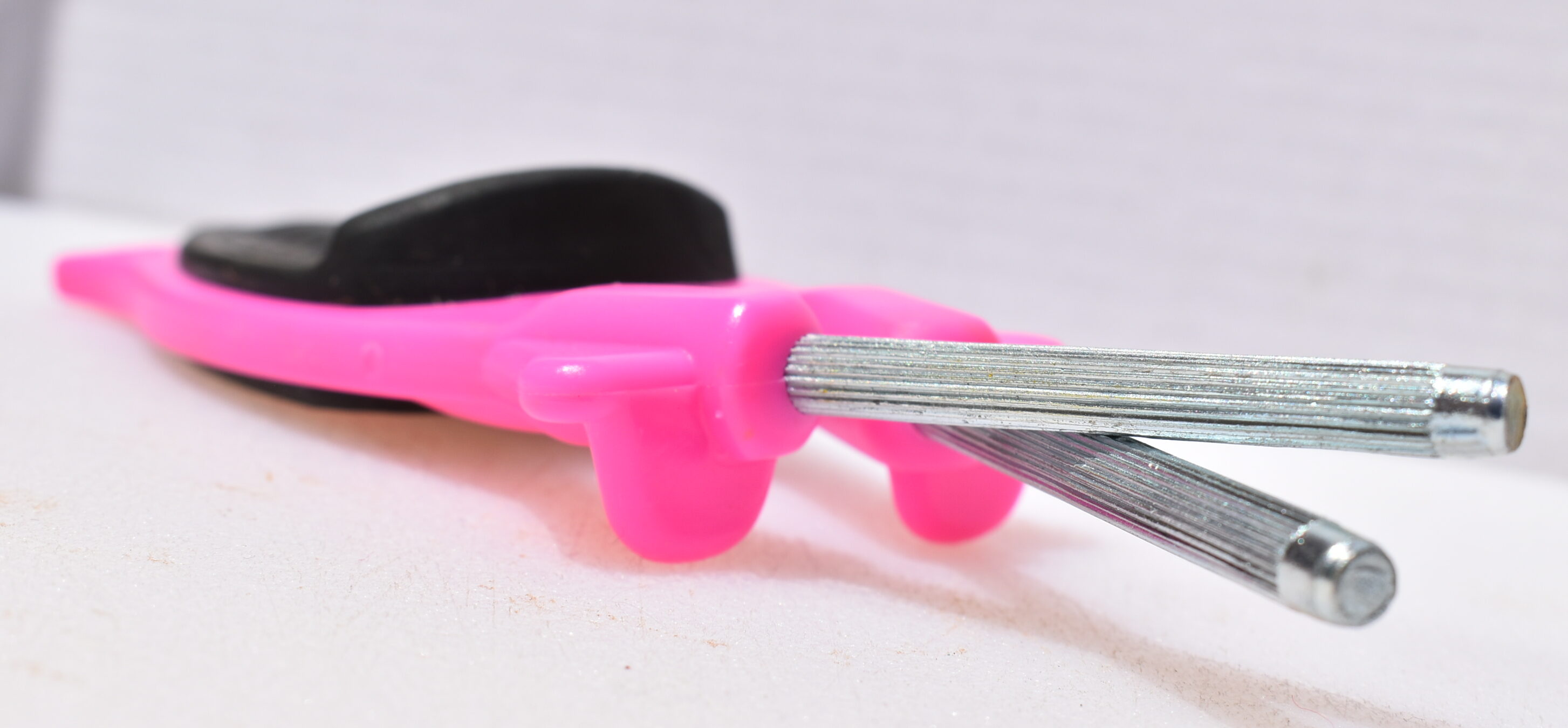 pink knife sharpener